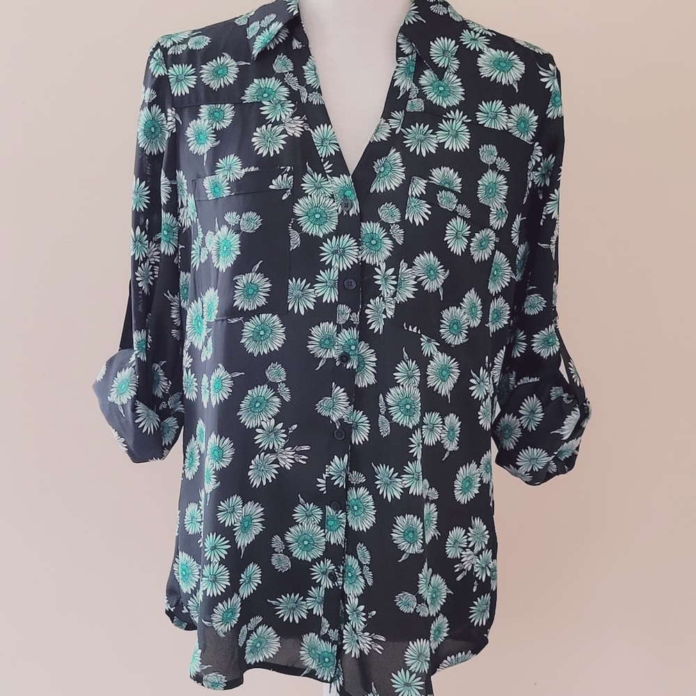 Express Floral Button Down Size Medium - image 2